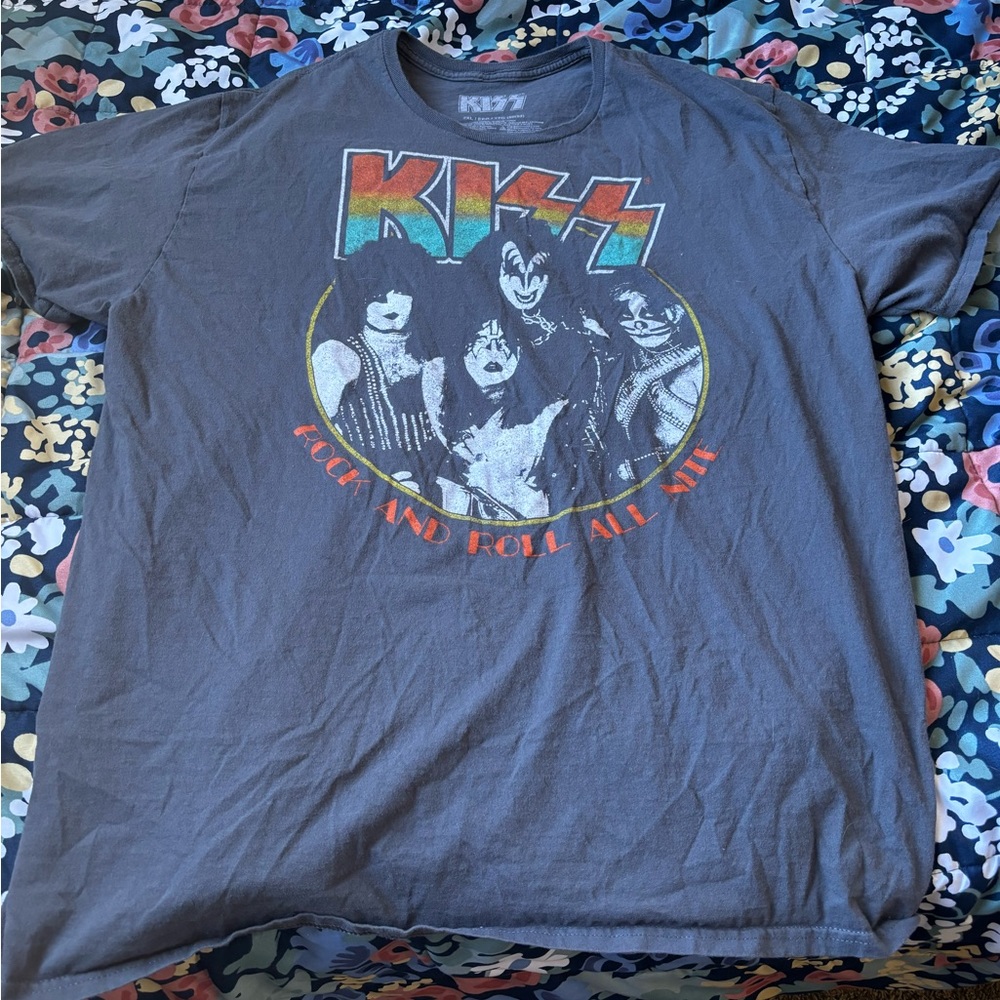 Women’s XXL KISS Band Tee